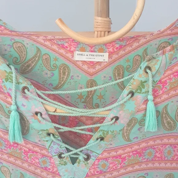 🔮🌇 Spell City lights Blouse 🔮🌇 - Picture 3 of 7